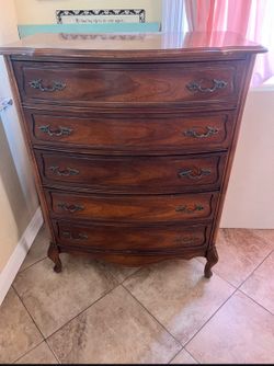 Chest of drawers wood