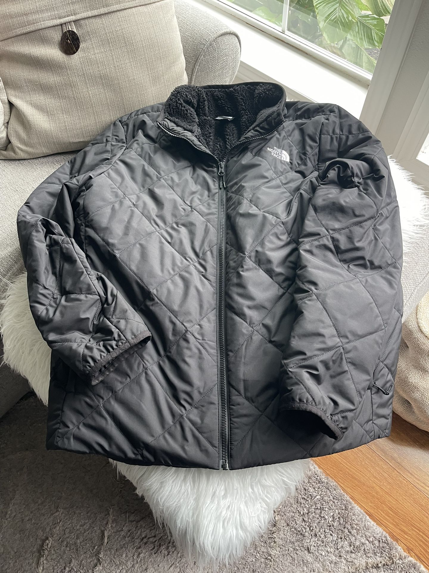 Women’s North Face Coat