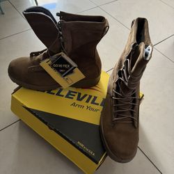BRANDNEW SIZE 11 BELLEVILLE BOOTS MADE IN 🇺🇸 