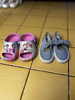 Sandals Croc Like Dolly Slip Ons $10