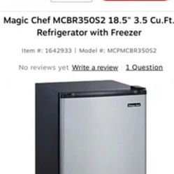 New Magic Chef Refrigerator With Freezer
