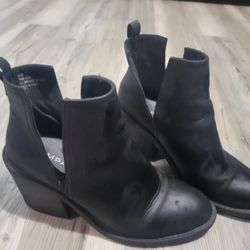 Woman Black Boots