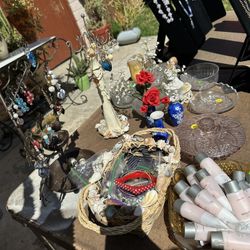 Yard Sale | Last Day