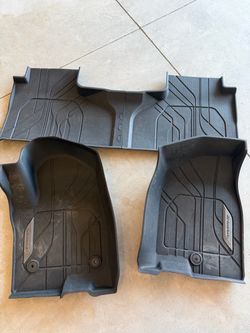 Truck floor mats/ 17” pirelli tires