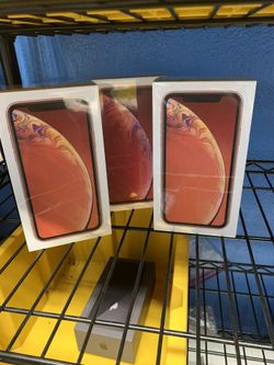 IPhone XR 64gb Unlocked [Brand new Sealed]