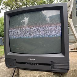 1993 19" Magnavox CRT TV RR1939 Television Works Coax Retro Gaming Tube Box VTG