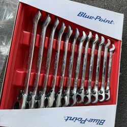 Snap On Blue Point ratcheting combination wrench set 