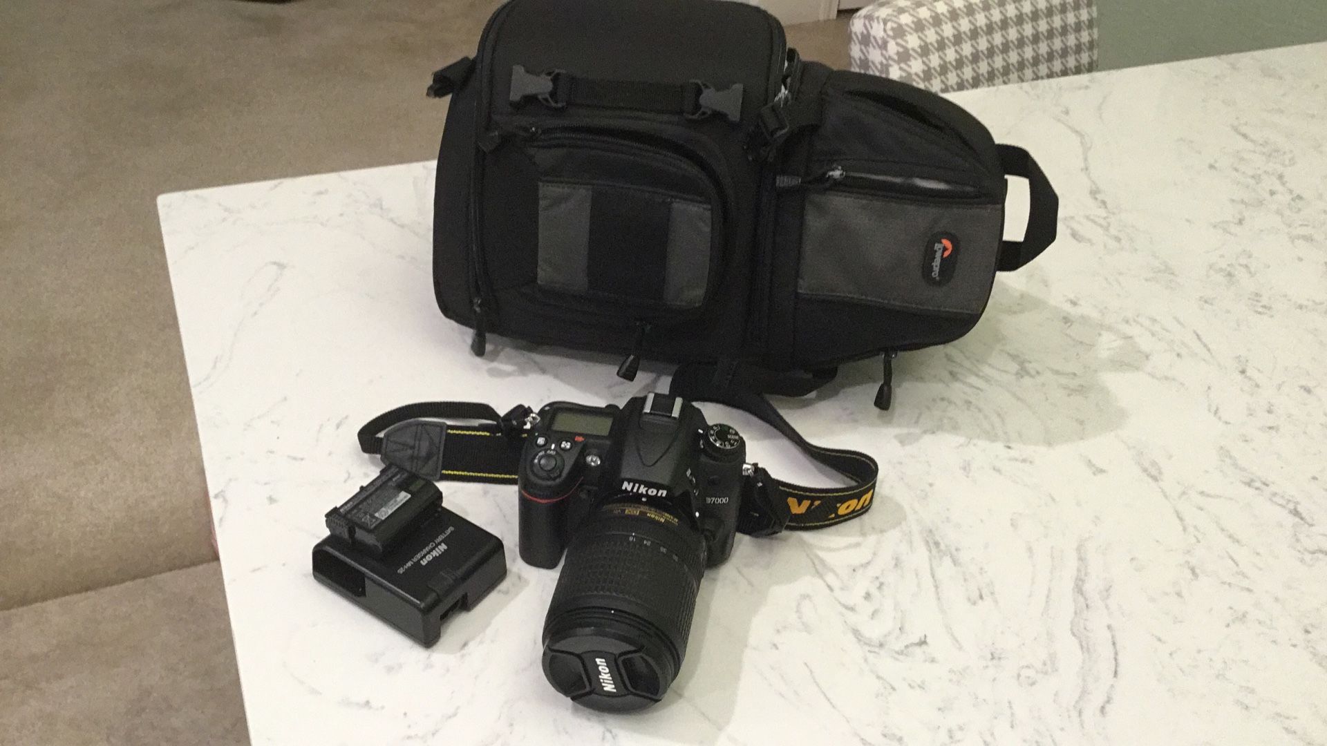 Nikon D7000 SLR Camera and Lowepro Camera Bag