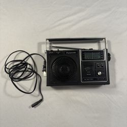 Vintage PANASONIC RF-1080 AM/FM/PSB 3-BAND AC/DC Portable RADIO Vintage *Works*