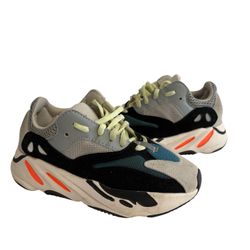 Kids Yeezy Wave Runner 