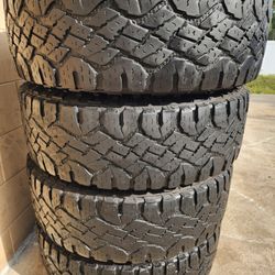 285/75/18 GOODYEAR WRANGLER 