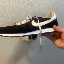 Nike’s 9 1/2 only worn a few times 25$