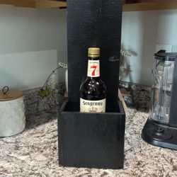 Bottle Holder Decoration 