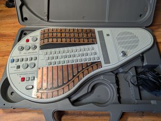 Folktek Omnichord OM-84