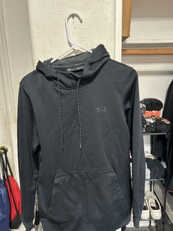 Men’s Black Underarmour Hoodie 