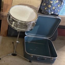 Maxwin snare drum by pearl