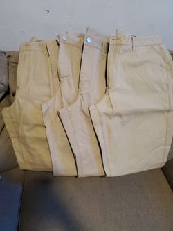 Khaki uniform pants 👖 33/32