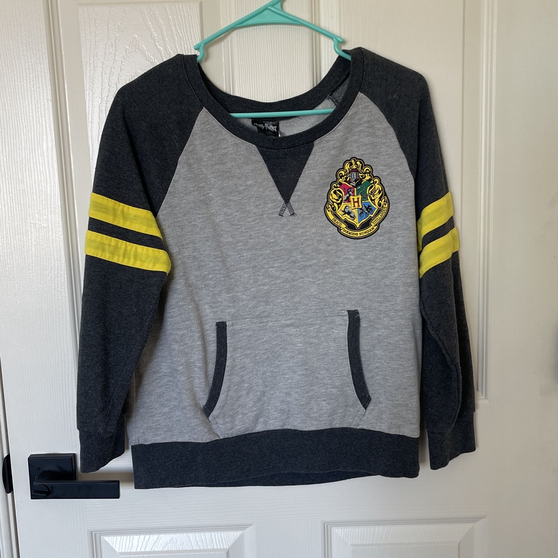 Hufflepuff Harry Potter Sweatshirt