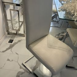 6 Dinning Chairs 