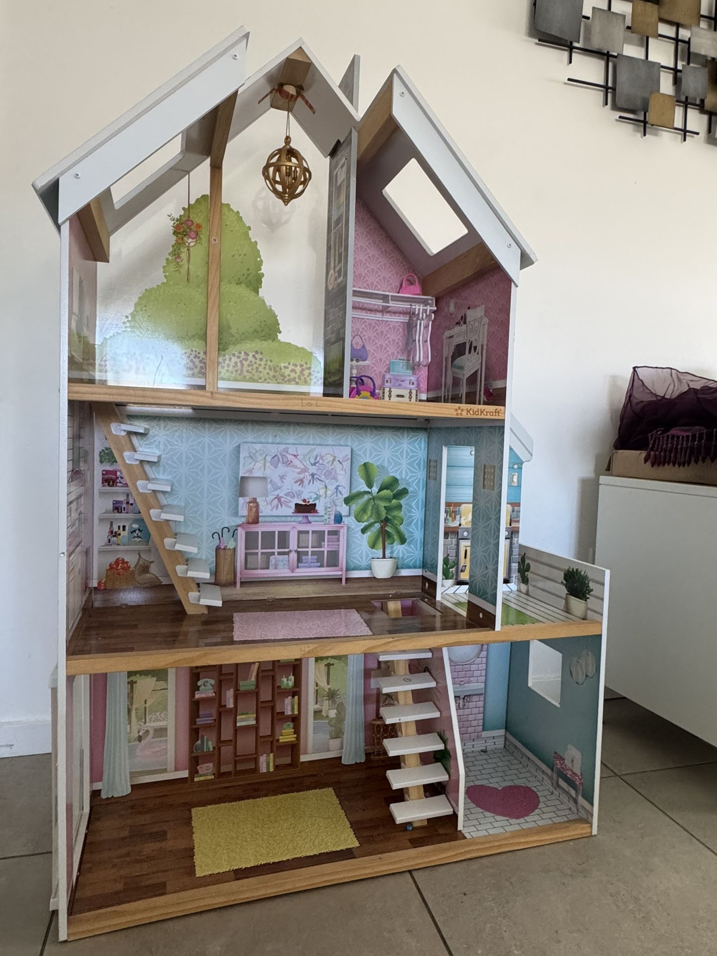 Kidkraft Doll House