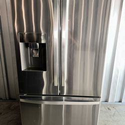Kenmore refrigerator for sale with a 3-month warranty
