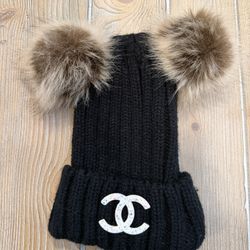 NWT Girls Faux Fur Knit Winter Hat Retail $35