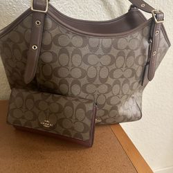Coach purse And wallet 
