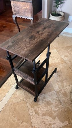 Sofá side table adjustable