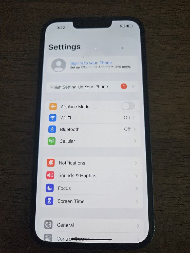 IPHONE 13 256GB UNLOCKED STUCK PIXEL IN SCREEN