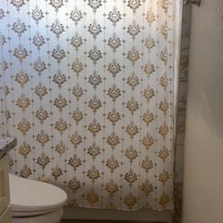 SHOWER CURTAIN 