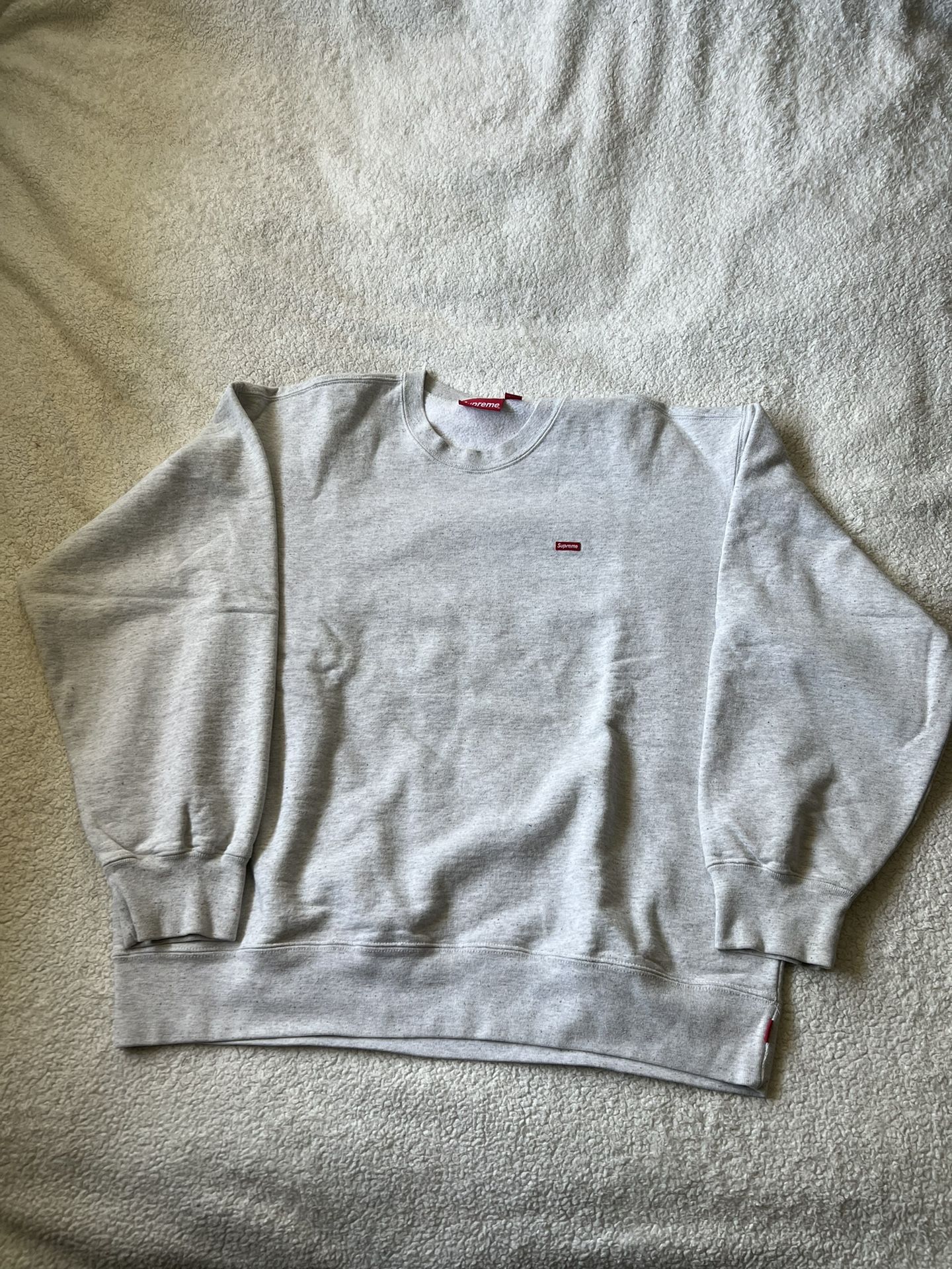 Supreme Small Logo Crewneck