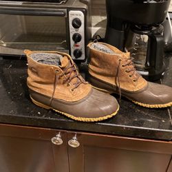 Size 12 Sorels 