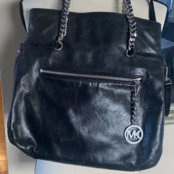 Michael Kors Black Soft Leather Lacey Shoulder Bag Convertible Foldover Pockets