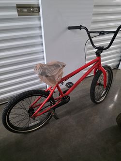 ***HARO BIKE **** 4 SALE !!!