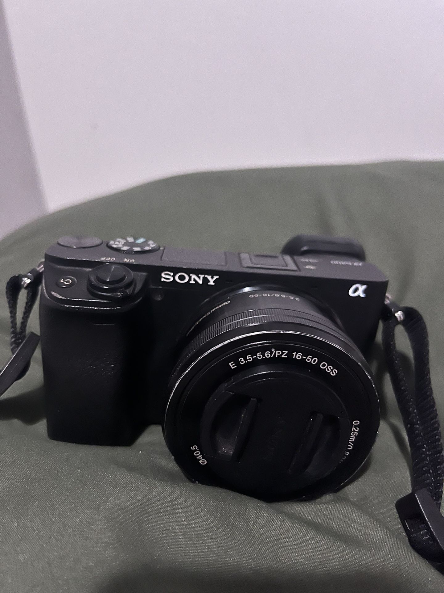 Sony A6400