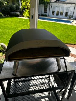 Ooni Koda 16 Pizza Oven