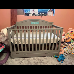 Graco® Story Customizable 5-in-1 Convertible Crib with Drawer