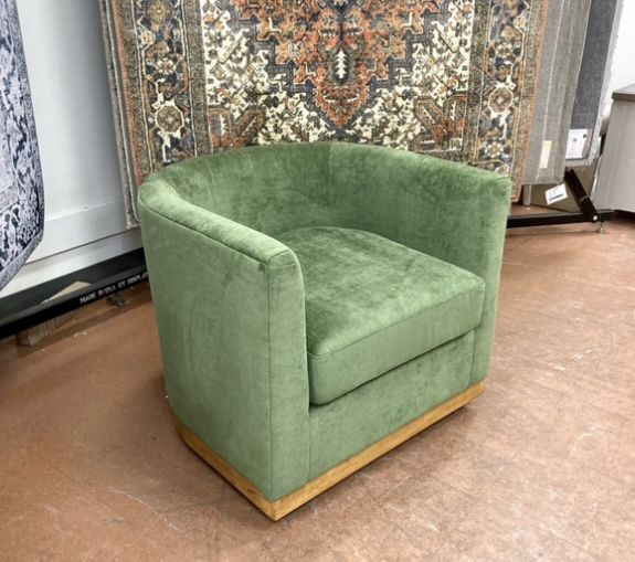 New Swivel Chair — SPECIAL 