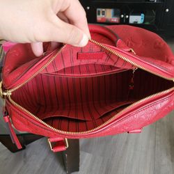 LV RED Speedy Bag UsEd