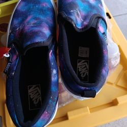 Vans Missy Size 6. New. No Box