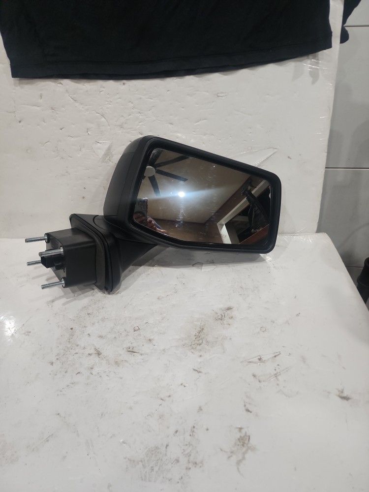 2020 Silverado Right Door Mirror