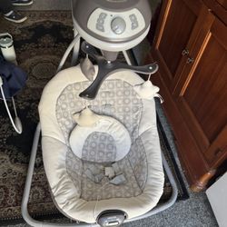 Graco Baby Swing 