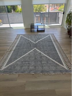 8’ x 10’ Sherbrooke Area Rug | Neutral Boho / Moroccan Style | Excellent Condition