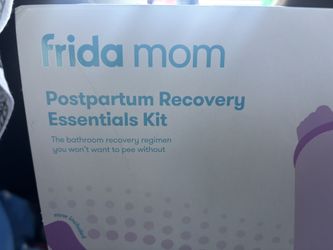 Frida Mom Postpartum Kit(2 Available) 