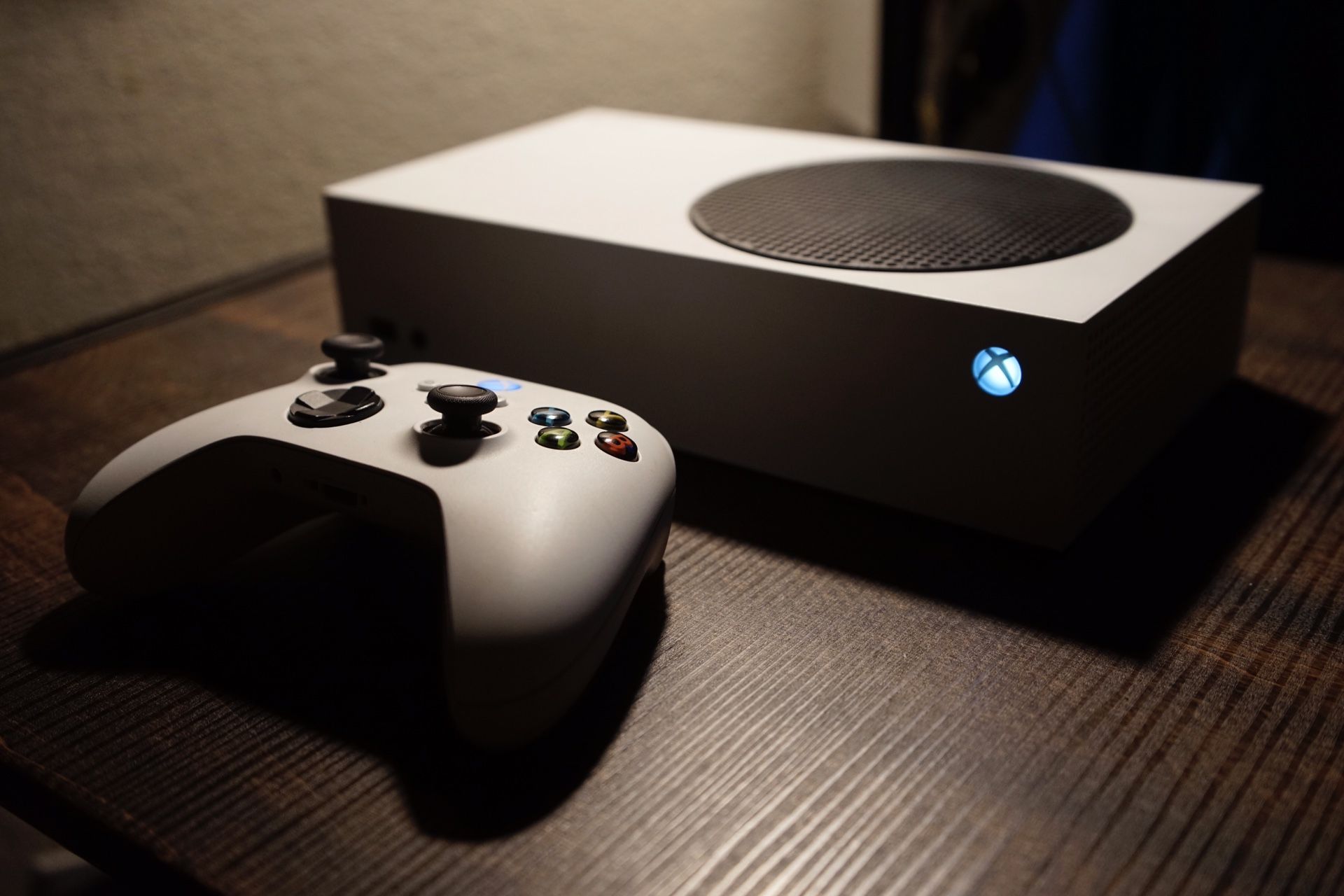 Xbox One S