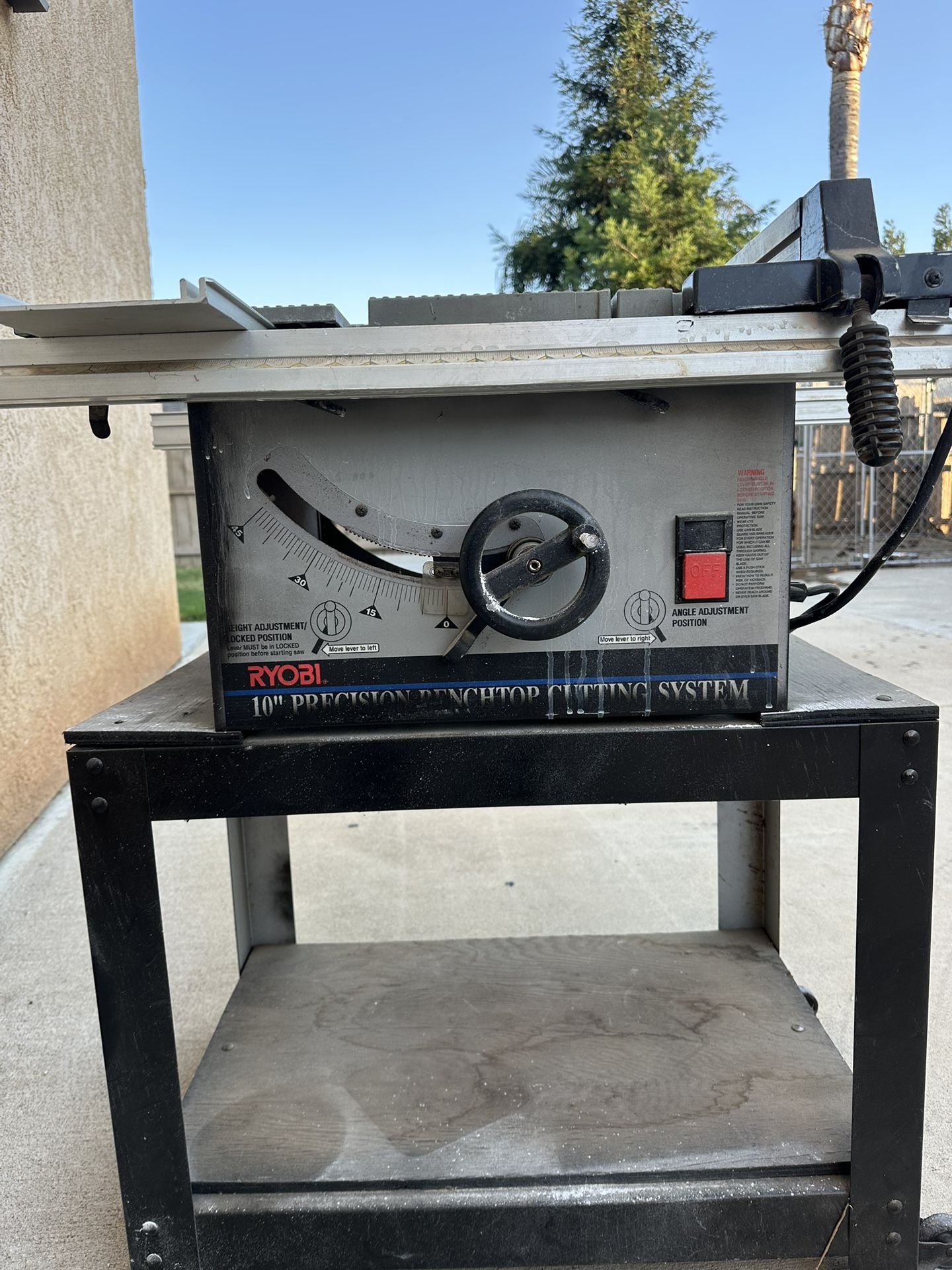 RYOBI TABLE SAW