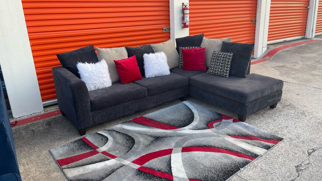 Sectional Grey No Pillow Red And Whaite