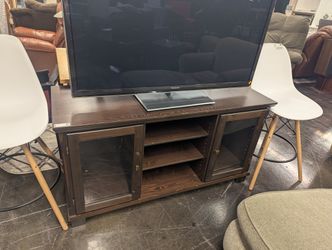 Media cabinet with storage