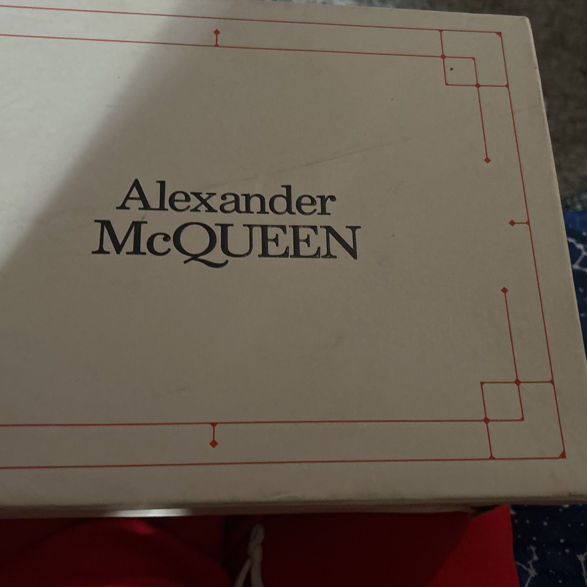 Alexander McQueen 