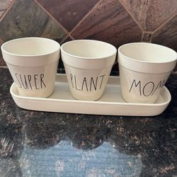 Rae Dunn Planter 